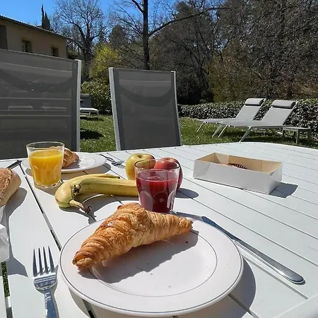 Apartment Aulan, Luxe Et Repos Au Chateau Des Gipieres *