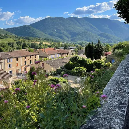 Aulan, Luxe Et Repos Au Chateau Des Gipieres Montbrun-les-Bains
