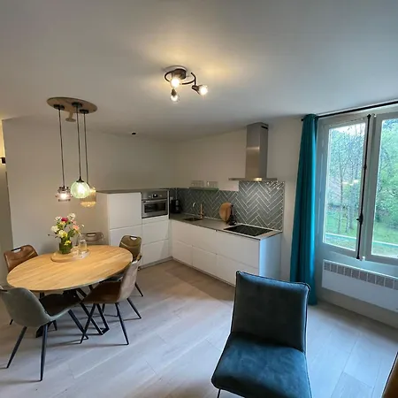 Aulan, Luxe Et Repos Au Chateau Des Gipieres Montbrun-les-Bains